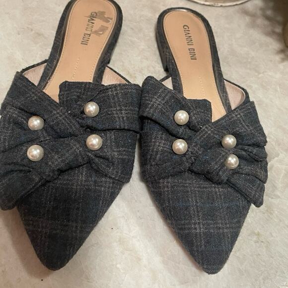 Gianni Bini pointed flat mules blue plaid sz 9-1/2 - Picture 1 of 7